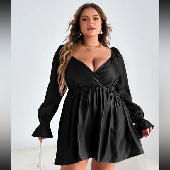 open neck/collar, flowy, glitzy, metallic sheen mini dress or tunic - Picture 7 of 7